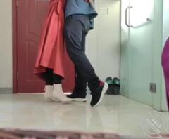 骚逼大姨子 22 送大姨子回家 送到了床上 让她夹着我的精子回的家2