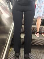 小姐姐的紧身瑜伽裤