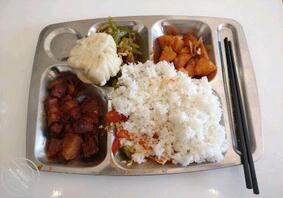 原创16 嫂子穿短裤露大白腿去郊游,回来时心情大好,终于对我开口说话了!0