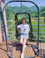 老妈刚刚应酬回来了被我拉到床上强上了,满身酒气,他以为我爸爸在操他1