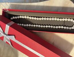 (原创36)女儿戴上我买的珍珠项链,高兴的穿上了白丝让我摸!1