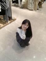 [小小的女友]给有缘人讲一下女友，给你们看一下女友的小穴被内射1