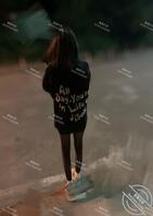 2.第一次看妹妹穿黑丝，更加迷上妹妹的腿，幻想妹妹给我的大鸡巴足交0