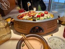 【原创】4.小妹睡觉竟然裸睡  奶子好嫩  看的我差点没忍住