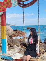 挑战贴:在门口蹲着给外卖小哥口交,扶着门被他后入,具体要怎么做你可以决定0