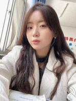 大二表姐被我用小号拿下2表姐回家了，没见成面，但是表姐发自慰的视频了0