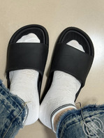 今天穿我的小白袜?