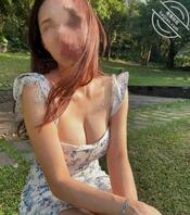 在社交平台上刷到自己的亲姐姐是种什么体验！！！！0