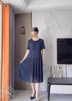 自从不小心看到丈母娘洗澡后，丈母娘跟我感觉逐渐疏远了1