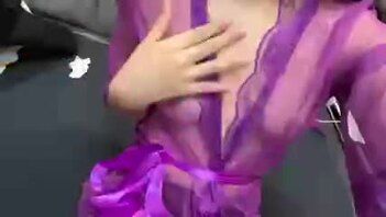 在某软件上加的19岁小骚货