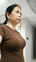我的熟女妈妈 风韵犹存 大胸翘臀