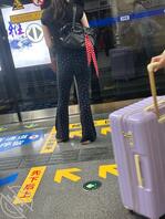 要的就是刺激，地铁里追了好久，才追上1