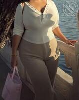 巨乳肥臀教师母亲被看很苦恼悬赏18钻石