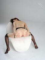 本主贱奴的一组艺术照1