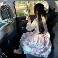 大一女孩开学穿“洛丽塔”0