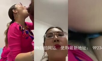 艹一个很骚的东北熟女
