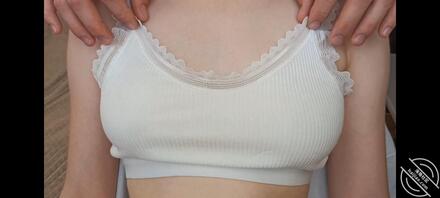 【高中生乳房按摩视频】青春的酮体_嫩乳看着就很喜欢_我直接撸射她奶子上0