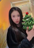 冬天只能关住我的肉体，在家都有在好好的锻炼哦，海友们有没有想我的？1