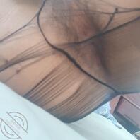 小娘自拍更新啦，情趣黑丝感觉自己好骚啊0