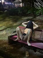 电影院和公园露出