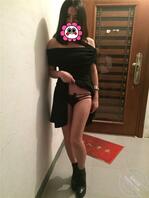 喜欢吃鸡吧去吧嫩妹0