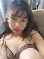 清纯眼镜女孩的反差小黑逼2