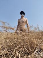 天体爱好，男，荒草地露出2