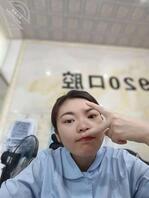 骚逼护士想找两个大鸡吧单男一起操她！0