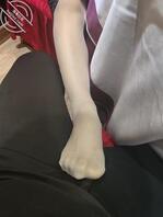 第九 (原创)、妈妈居然在餐厅给我足交。2