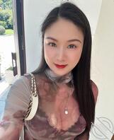 这样的女人不知道海友感不感兴趣，满脸淫荡，喜欢露胸1