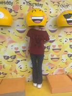 偷拍高颜值睡着的女友，掰开嫩逼让大家内射，求大鸡吧合影，屏射0