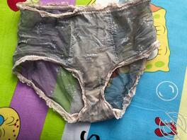 小姨子的秘密被我发现了，情趣丝袜，透明内裤和小保姆情趣2