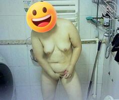 偷拍妈妈午睡1