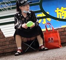 道外江边老头乐（白癜风老逼劈着腿招人呢）1