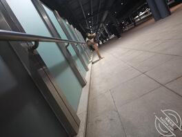 候车厅拍到的小骚货，