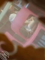 偷拍小美女跟闺蜜吃饭自慰1