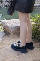 偷拍骚妇丝袜美腿0