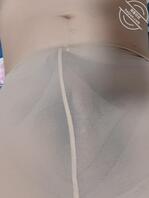 丈母娘的丝袜，不在家的时候拿出来撸一撸0