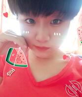 偶然发现初中同学的婚后照片1