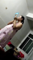 熟女自摸自拍