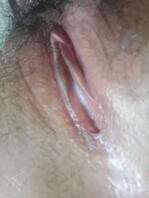 新人福利大放送 主人们问母狗的骚逼还紧不紧 给主人看看 主人觉得紧不紧2