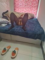 (原创剧情一)去哥哥家串门,发现嫂子穿着黑丝自慰0