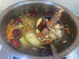 79、(海角乱伦)嫂子取环后,给嫂子做的第一餐饭1