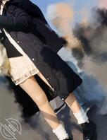 校园街拍眼镜婊的光腿神器美腿