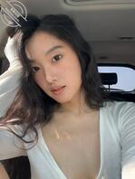 夏天到了，姐姐好热，有没有弟弟帮我去去火1