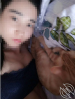 趁姐姐去买早饭，偷偷拿姐姐手机，看到了姐姐年前时候的照片。1