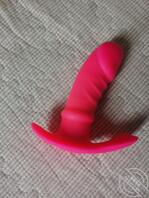 放下手中的玩具,身体却在抽搐,此刻真希望是弟弟趴在我的身上0