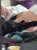 如何和丫头说说,让她睡觉时不要再穿胸罩呢1