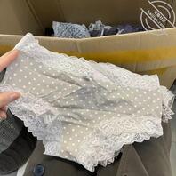 新的目标,姨妈家莹姐 争取早日骑在跨下0